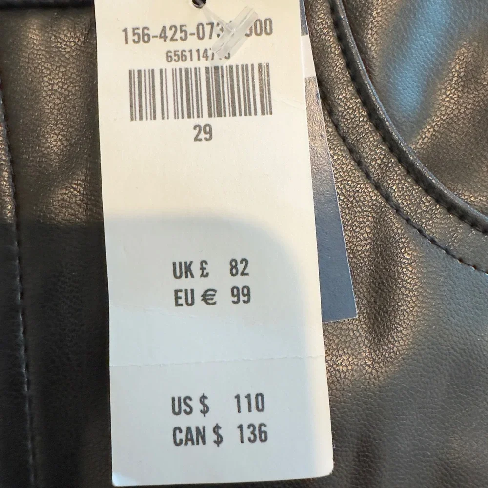 Abercrombie & Fitch Curve Love 90s Straight Ultra High Rise Vegan Leather Pant 8